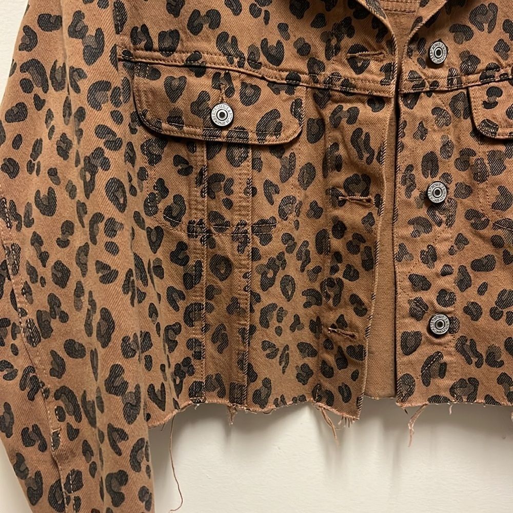 Leopard Print Jacket - image 3